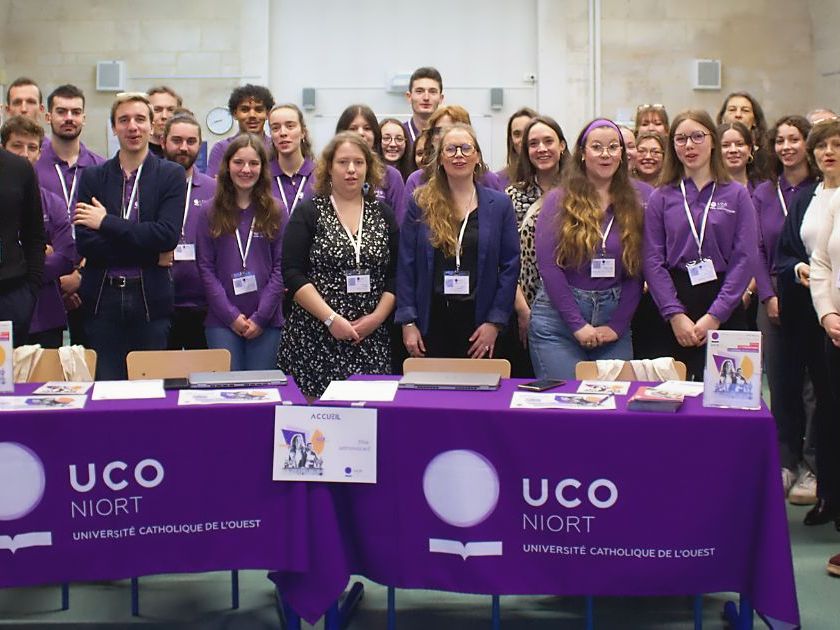 L'équipe de l'UCO sur un salon